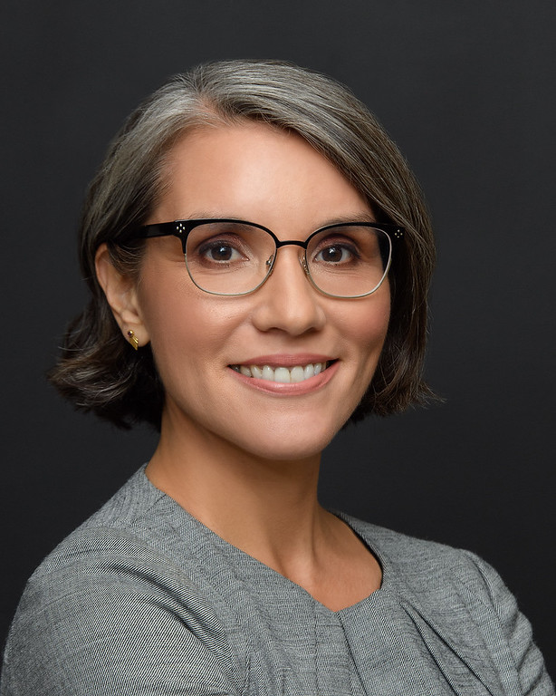 Carmen-Rojas-dark-bg